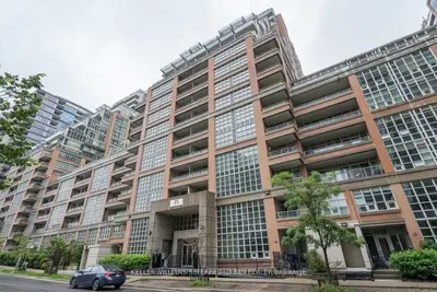 Condo Apartment in Toronto