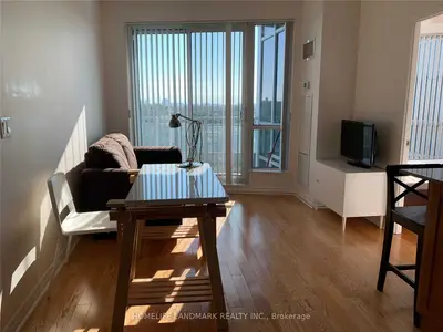 18 Holmes Avenue 702, Toronto, On M2n 0e1