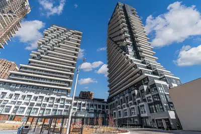 Condo Apartment in Toronto