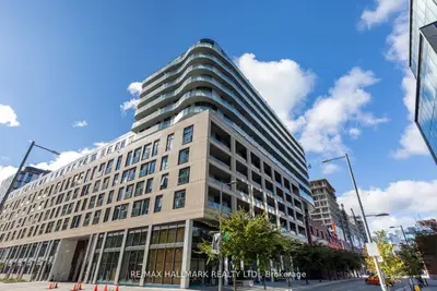 Condo Apartment in Toronto
