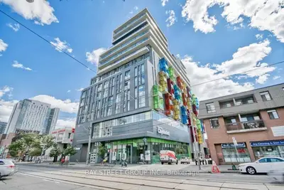 Condo Apartment in Toronto