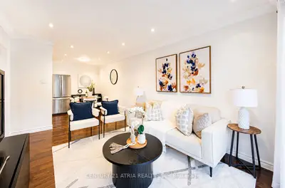 Condo Townhouse in Toronto