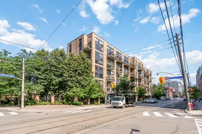 Condo Apartment in Toronto