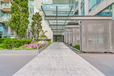 Condo Apartment in Toronto