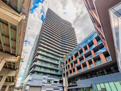 Condo Apartment in Toronto