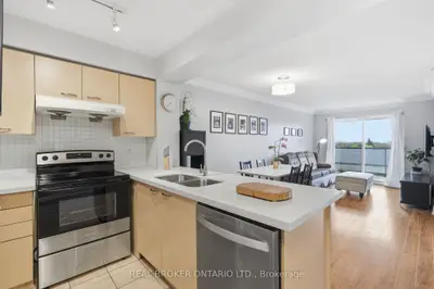 Condo Apartment in Toronto