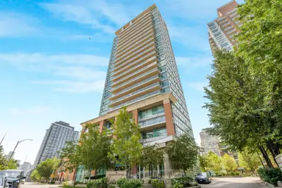 Condo Apartment in Toronto