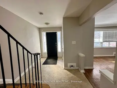 38 Southbourne Avenue, Toronto, On M3h 1a5