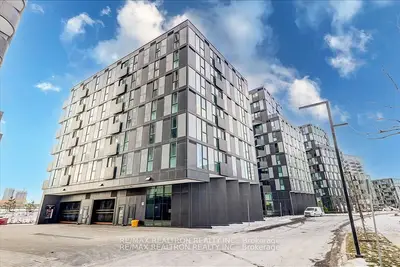 Condo Apartment in Toronto