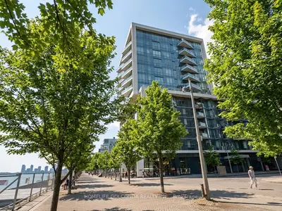 55 Merchants' Wharf Street 324, Toronto, On M5a 0p2