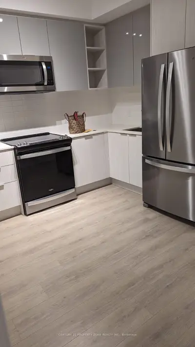 Condo Apartment in Toronto