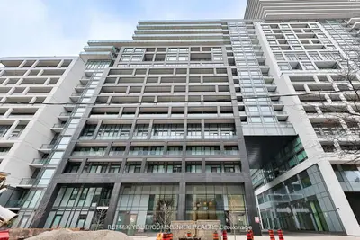Condo Apartment in Toronto