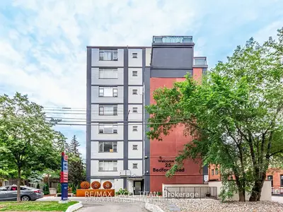 Condo Apartment in Toronto