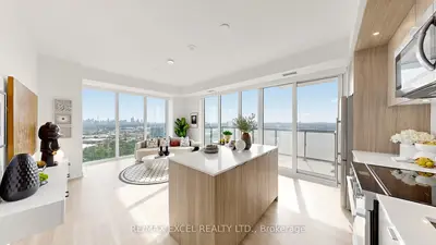 Condo Apartment in Toronto