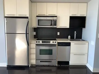 Condo Apartment in Toronto
