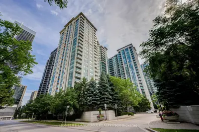 Condo Apartment in Toronto