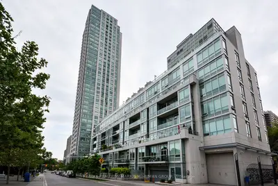 Condo Apartment in Toronto
