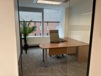 1835 Yonge Street 502, Toronto, On M4s 1x8