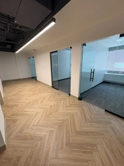 1835 Yonge Street 502, Toronto, On M4s 1x8