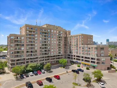 Condo Apartment in Toronto