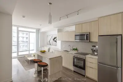 Condo Apartment in Toronto
