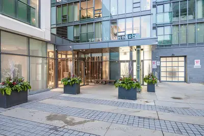 33 Lombard Street 4301, Toronto, On M5c 3h8