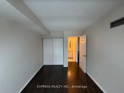 1 Pemberton Avenue 1009, Toronto, On M2m 4l9