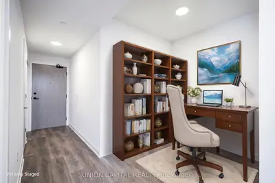 Condo Apartment in Toronto