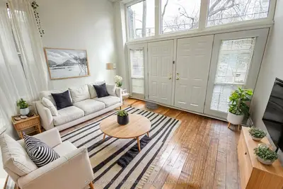 Triplex in Toronto