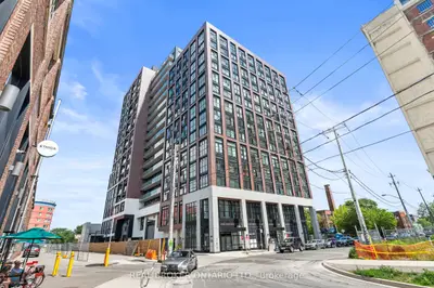 181 Sterling Road 902, Toronto, On M6r 2b2