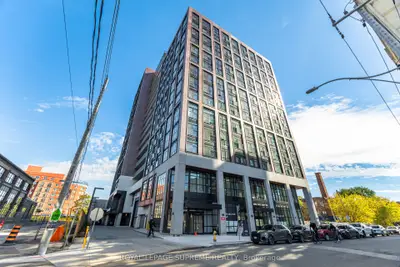 Condo Apartment in Toronto