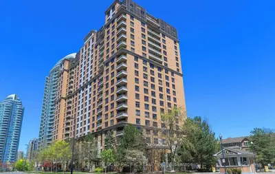 Condo Apartment in Toronto