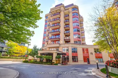 Condo Apartment in Toronto
