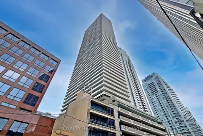 Condo Apartment in Toronto