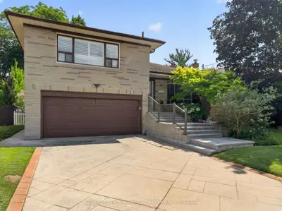 Detached in Toronto