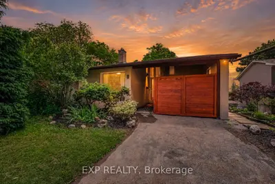 160 Cottonwood Drive, Toronto, On M3c 2b4