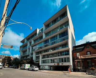 Condo Apartment in Toronto