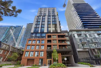 Condo Apartment in Toronto