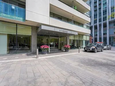 18 Yorkville Avenue 1305, Toronto, On M4w 3y8
