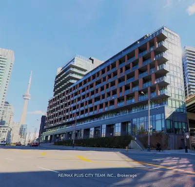 Condo Apartment in Toronto