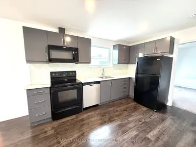 427 Vaughan Road Unit B, Toronto, On M6c 2p1