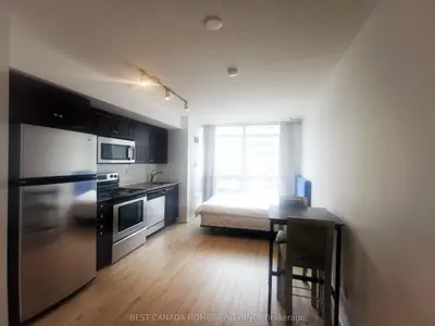 209 Fort York Boulevard 675, Toronto, On M5v 4a1