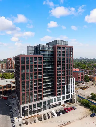 181 Sterling Road 711, Toronto, On M6r 2b2