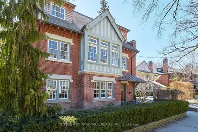 63 Highland Avenue, Toronto, On M4w 2a2