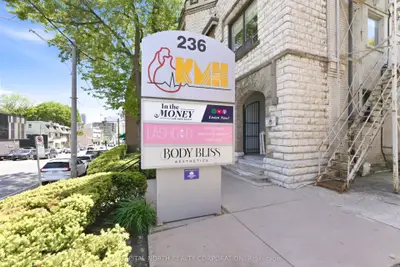 236 Avenue Road 2nd Floor Opt B, Toronto, On M5r 2j4
