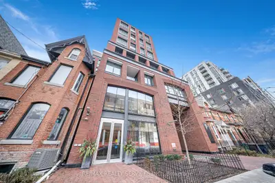 Condo Apartment in Toronto