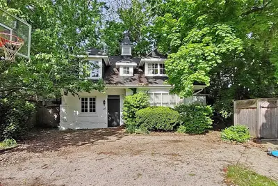 28 Dunvegan Road, Toronto, On M4v 2p6