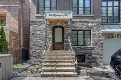 218 Cameron Avenue, Toronto, On M2n 1e7