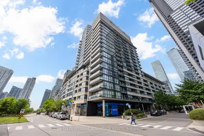Condo Apartment in Toronto