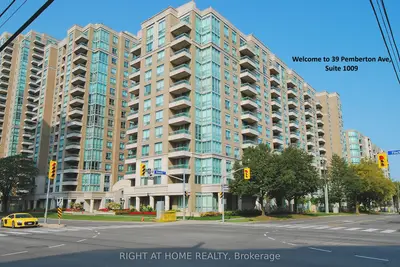 Condo Apartment in Toronto